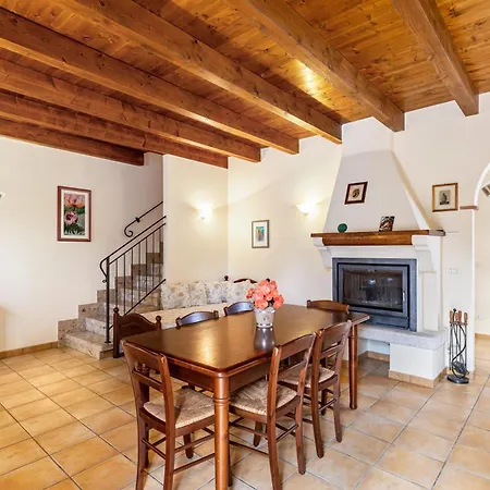 Della Pieve Apartment *